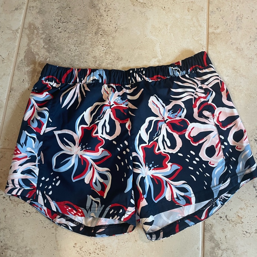 Women’s Columbia shorts